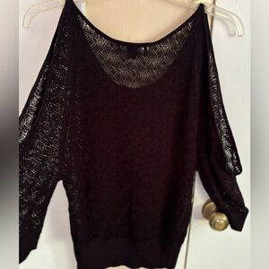 XXI Collection open knit Open arm/ cold shoulder sweater, like new sz Small